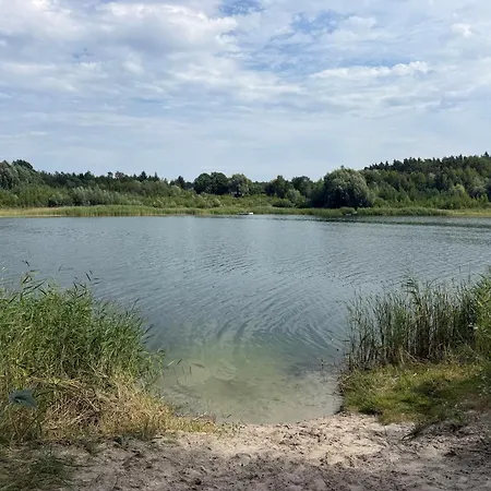 Przy Brzegu - W Pierwszej Lini Brzegowej Jeziora